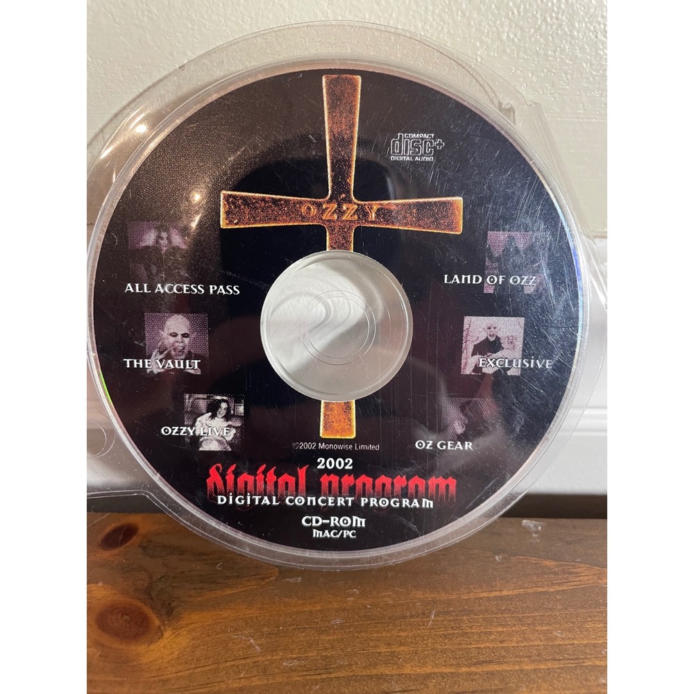 Ozzy Osbourne 2002 Digital Program Concert CD-ROM Mac PC Vintage Multimedia Disc